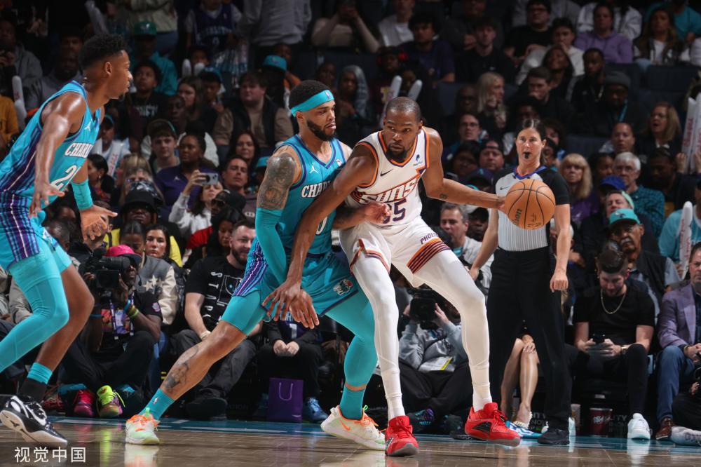 展现出极高 展现出极高