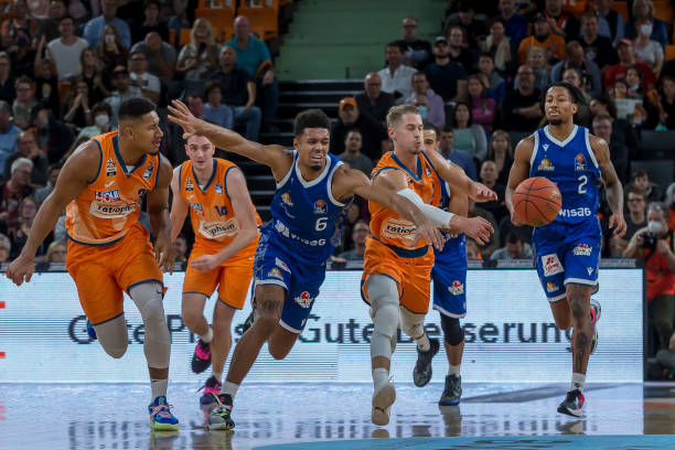 一场比赛中 一场比赛中